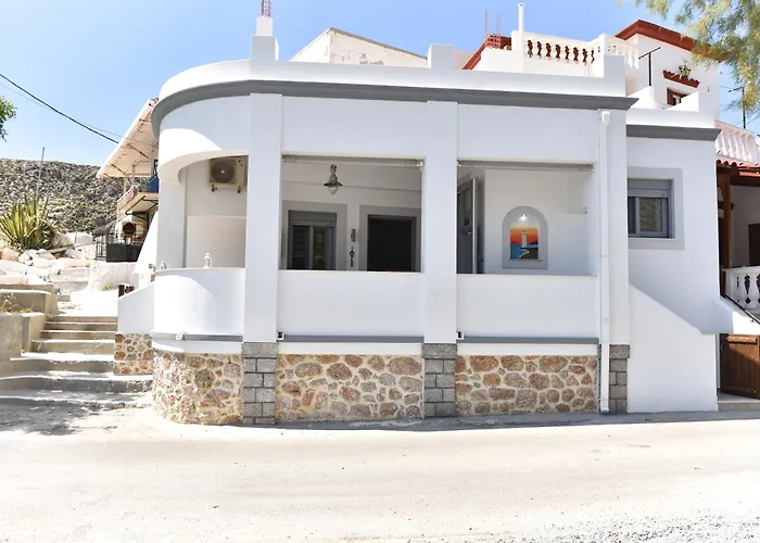 Faros Anaplioti بيت للعطل