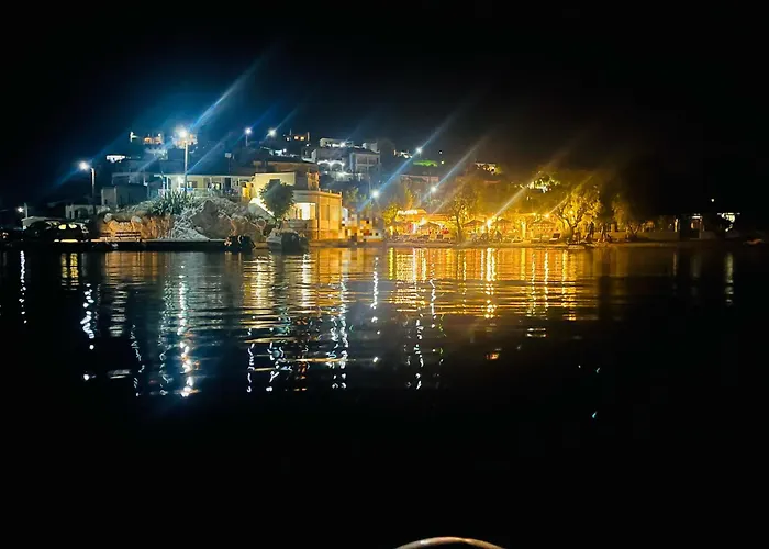 بيت للعطل Faros Anaplioti *